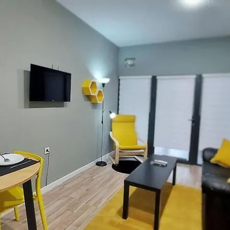 Beehive - Center Of By Flat Mаnager Apartment *
